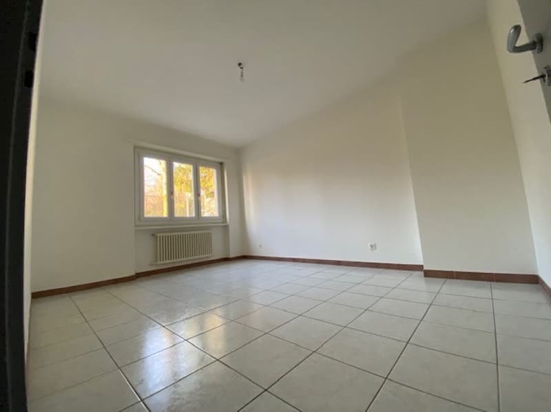Appartement de 3,5 pièces au premier étage à vendre (5)