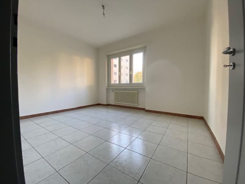 Appartement de 3,5 pièces au premier étage à vendre (7)
