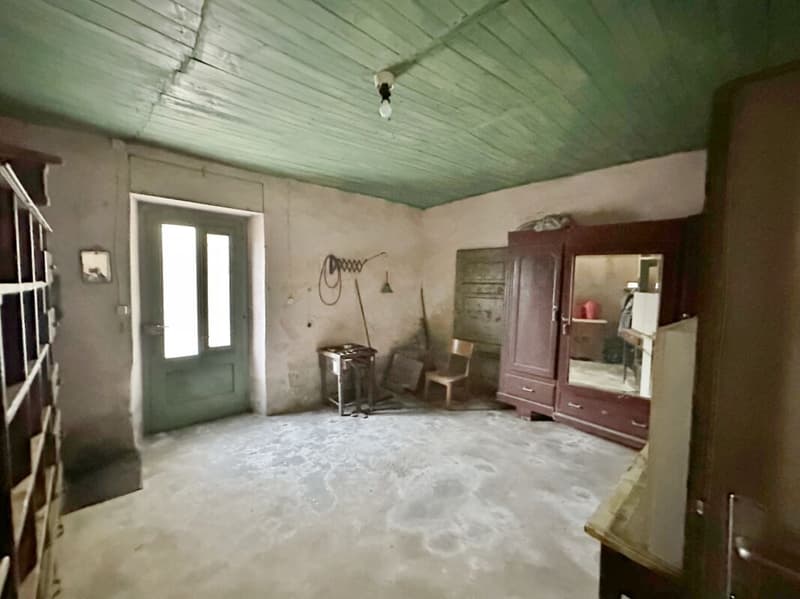 Intéressant complexe de noyau, deux unités d'habitation, rustique et cour privée (12)