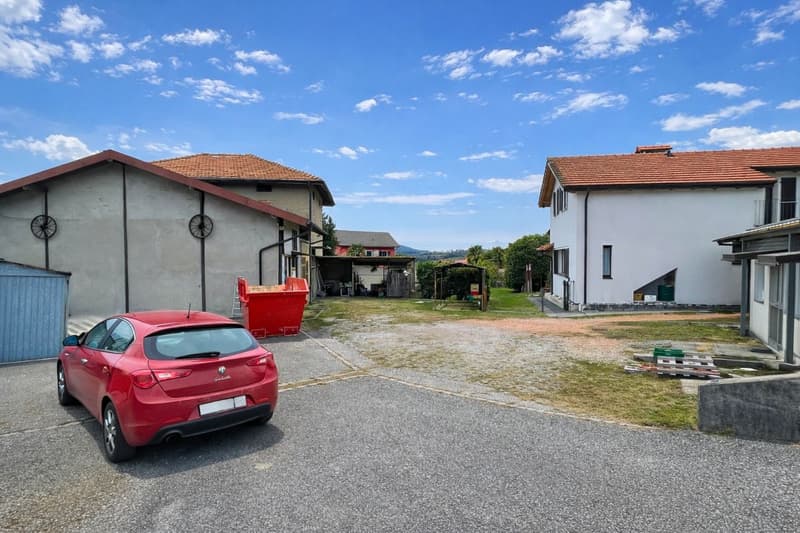 Detached house with rustico, large garden and private yard (25)
