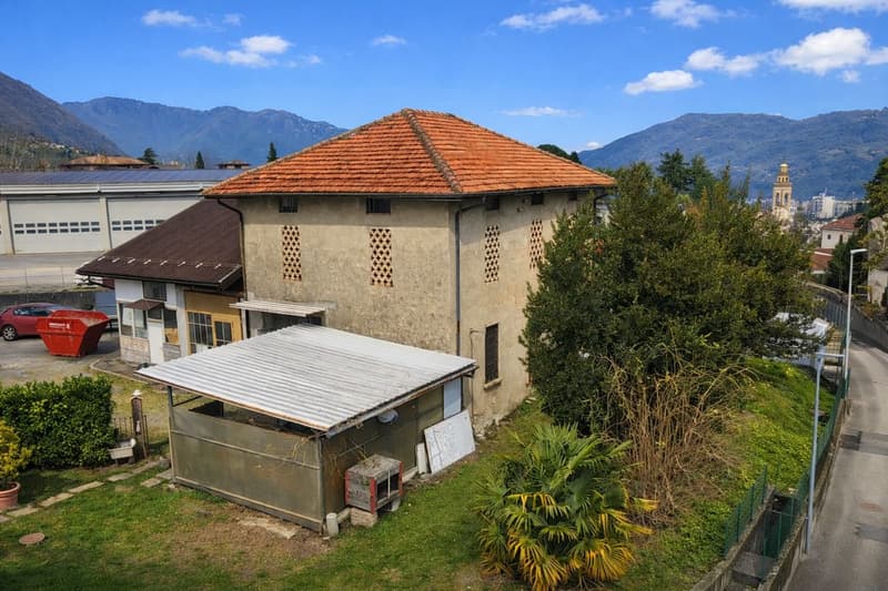 Detached house with rustico, large garden and private yard (4)
