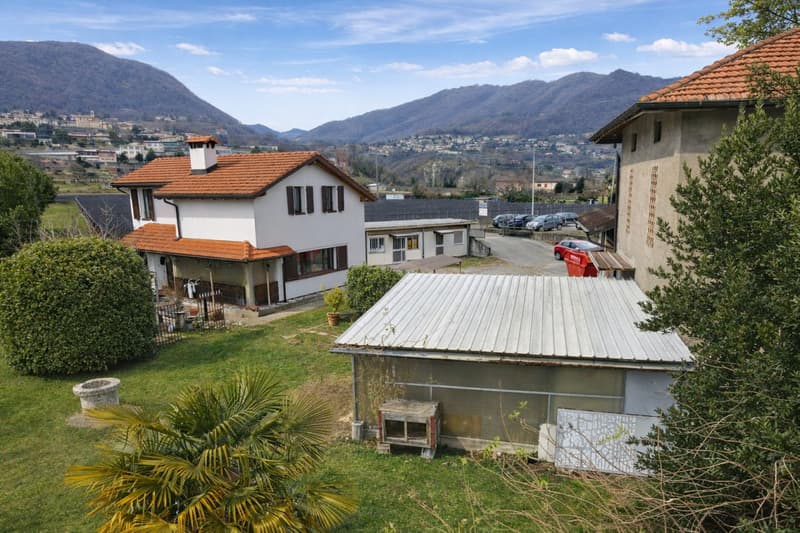 Detached house with rustico, large garden and private yard (3)