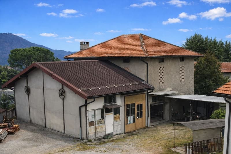 Detached house with rustico, large garden and private yard (5)