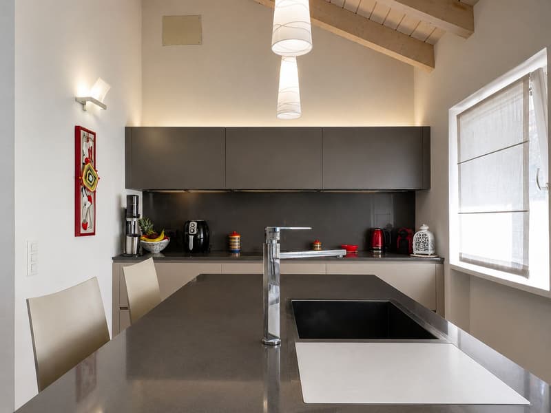 Exklusives Haus mit hohem Standard und internem Aufzug (5)