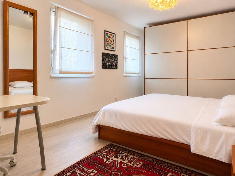 Exklusives Haus mit hohem Standard und internem Aufzug (12)