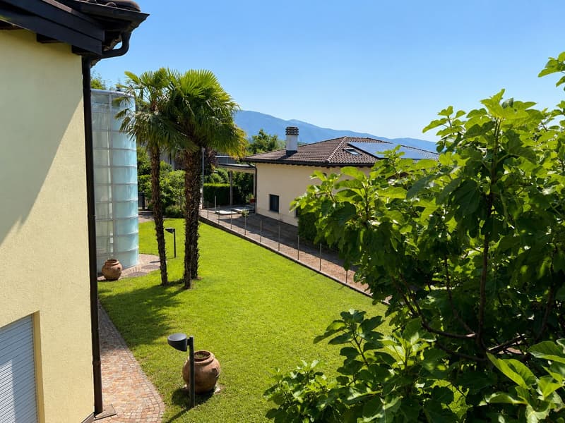 Wunderschöne Villa mit Pool im Grünen (21)