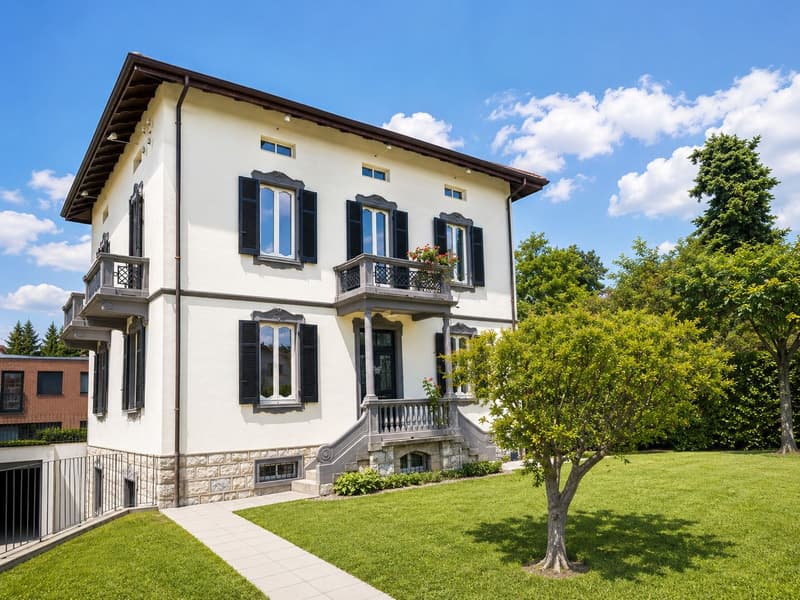 Elegante villa d'epoca completamente ristrutturata (Copy) (1)