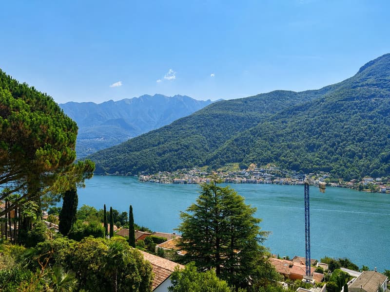 Elegante duplex con vista panoramica sul Lago (21)