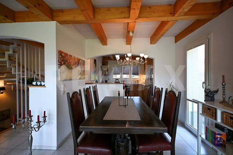 Scopri questa affascinante casa angolare a Merenschwand (4)
