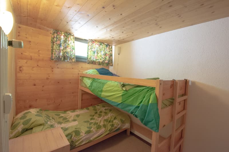 Chalet contigue de 5.5 pièces idéalement situé sur les pistes à Gryon (14)
