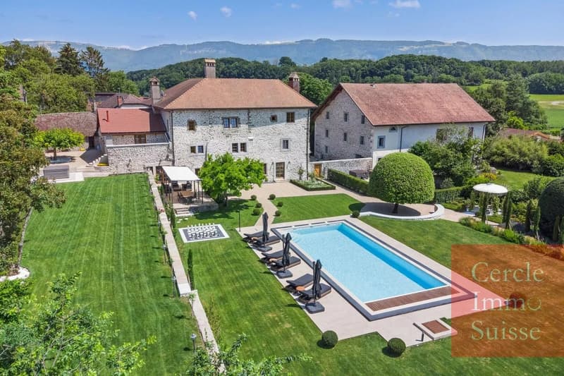 16th-Century Exceptional Castle Fully Renovated – Prestigious Property (1)