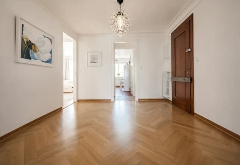 Bello appartamento di 4,5 locali con vista sul Lago di Ginevra (2)