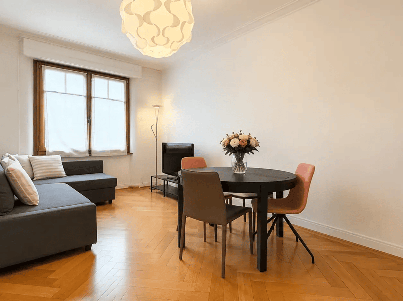 Zweizimmerwohnung mit Möbeln und Balkon im Herzen von Champel (1)