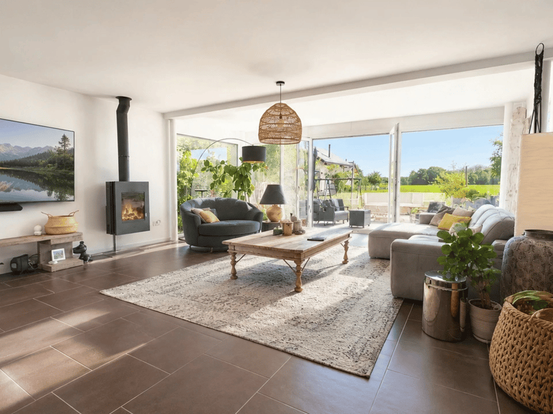 Zu verkaufen schöne Villa von etwa 250m2, nur wenige Minuten von Aubonne entfernt (3)