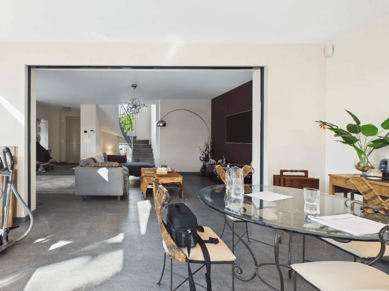 EXCLUSIVITY: Family villa of high standard in Corsier (4)