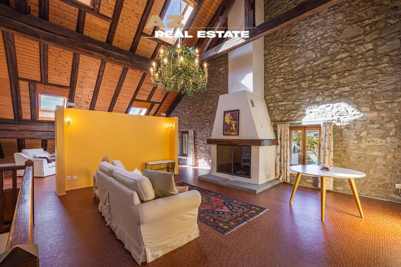 MEZIERES Historic high-end residence (6)