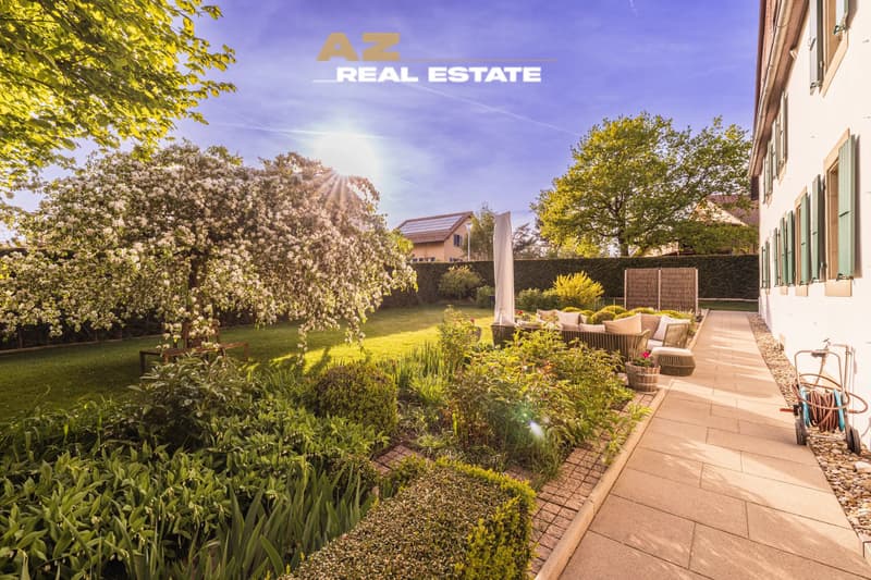 MEZIERES Historic high-end residence (9)
