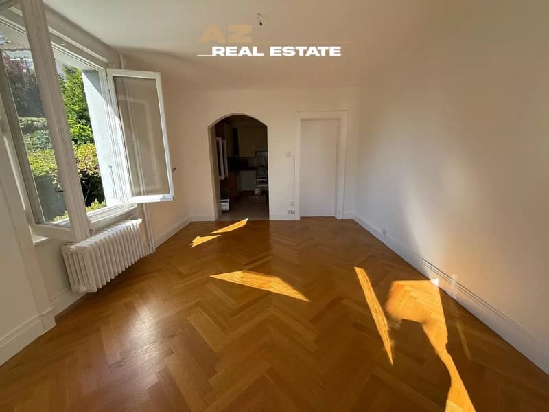 Charming studio with lake view, Pully (13)