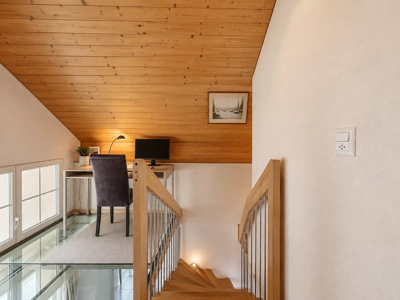 Bright duplex with generous volumes in the heart of Jorat (11)
