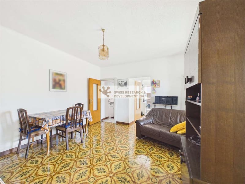 Characteristic 3.5-room apartment with garden and great potential (7)