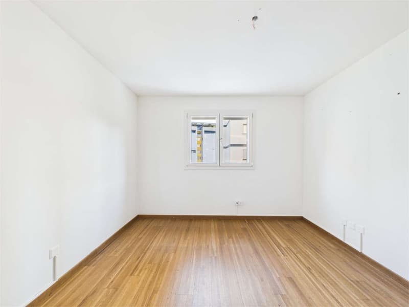 Geräumige und helle 4,5-Zimmer-Wohnung in einer noblen Residenz (13)