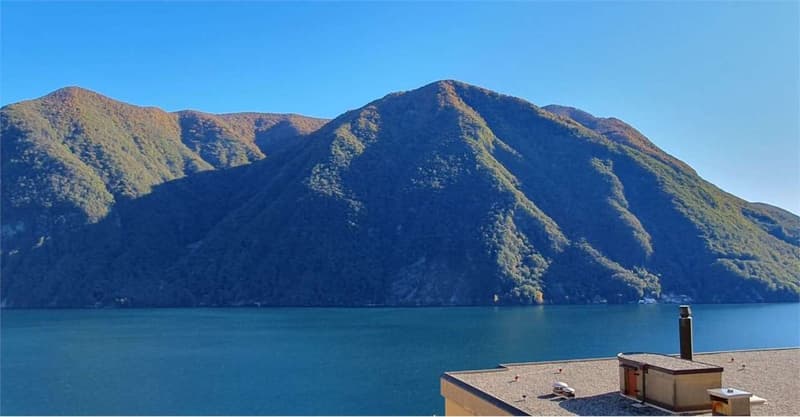 Prestigious detached house with a view of Lake Lugano - Also available as (1)