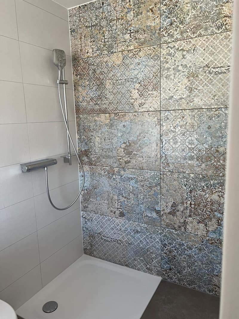 Appartamento-mansarda moderno 4.5 locali a Jens (10)