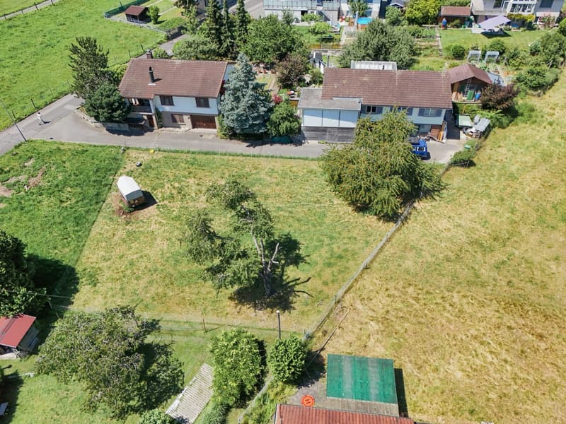 Terrain à bâtir attractif à Täuffelen – 1'567 m² avec vue et possibilité de créer quelque chose de nouveau (10)