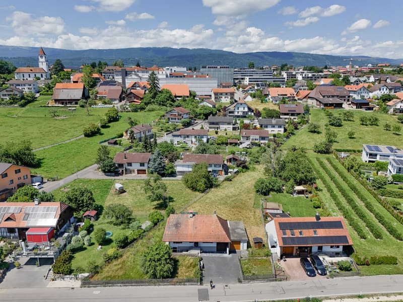 Terrain à bâtir attractif à Täuffelen – 1'567 m² avec vue et possibilité de créer quelque chose de nouveau (4)