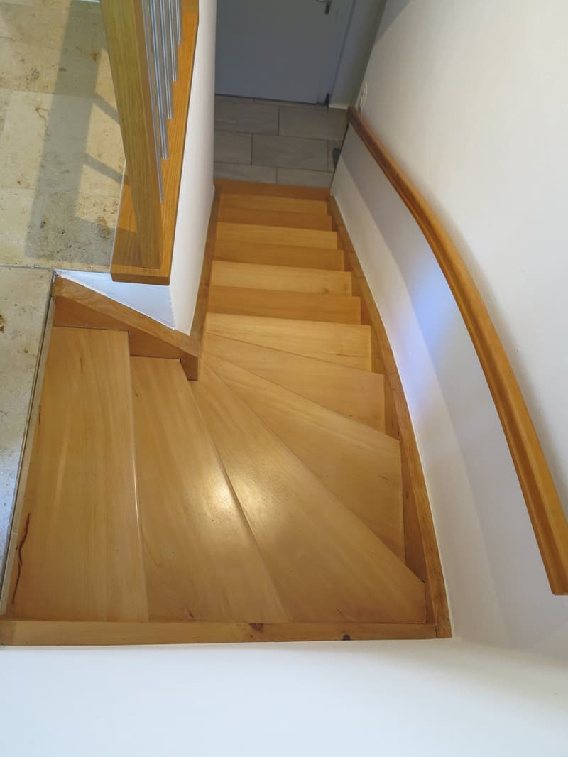 Unique Opportunity: Charming Single-Family Home in a Quiet Location in Port (15)