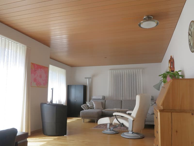 Unique Opportunity: Charming Single-Family Home in a Quiet Location in Port (11)