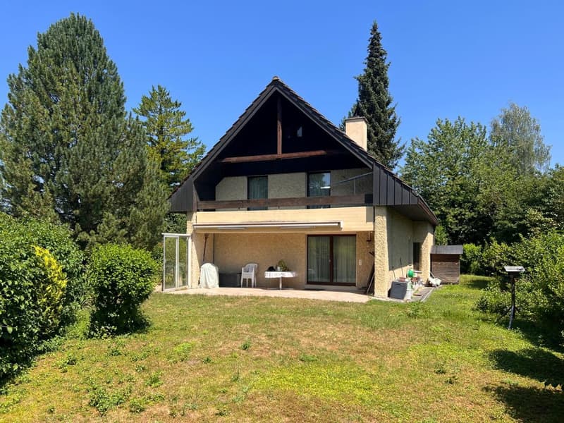 Charmantes Einfamilienhaus in ruhiger Lage in Wetzikon – Sofort verfügbar! (1)