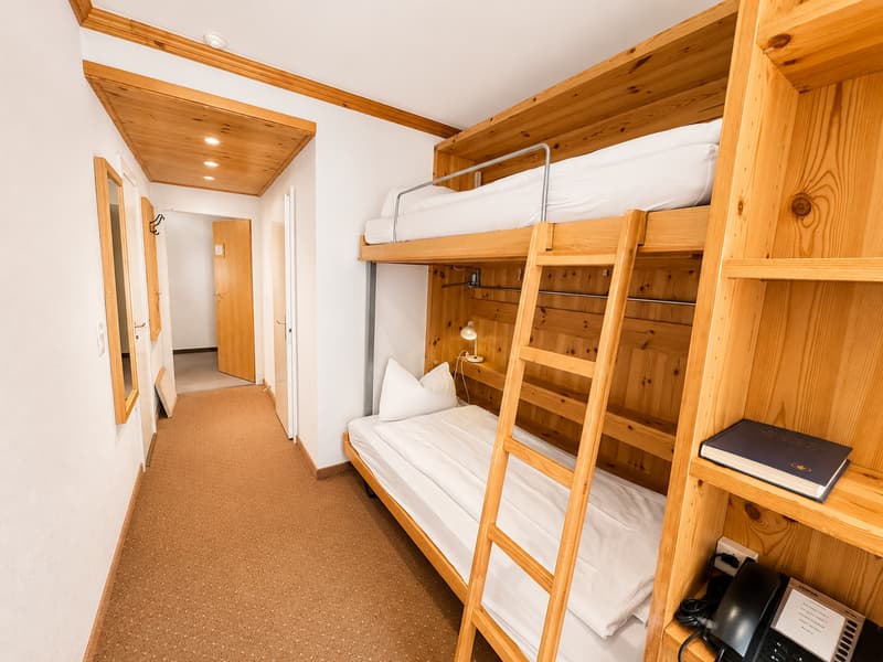 2 1/2-ZW Hotel Europa Nr. 304 (3)
