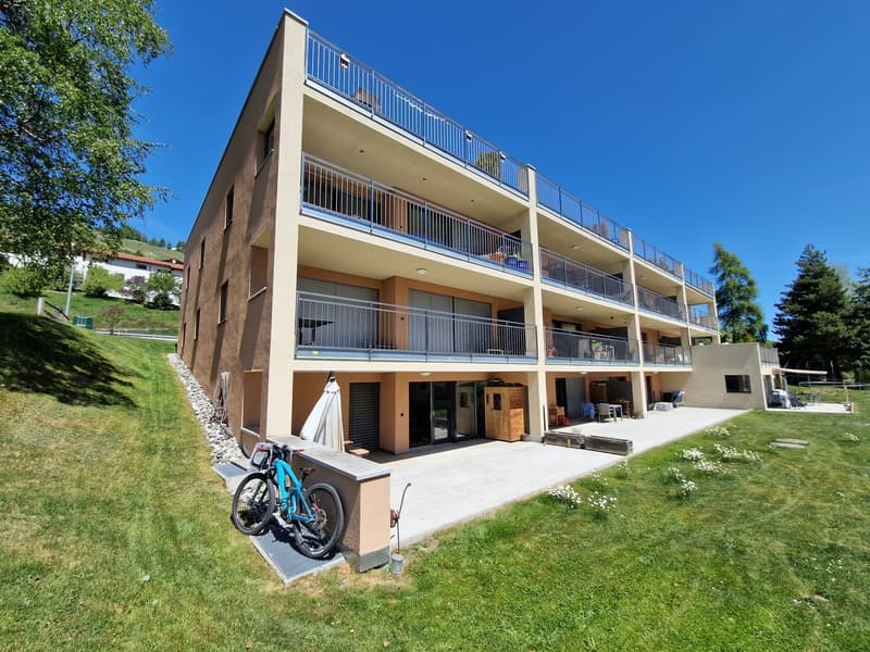 Deuxième maison au dernier étage, avec une immense terrasse et une vue de rêve à proximité des remontées mécaniques Motta Naluns (1)