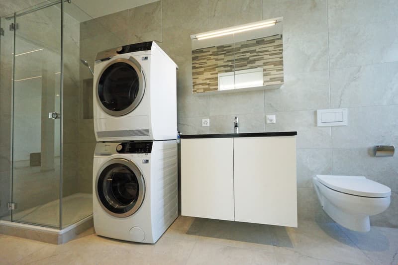 Appartement de 2,5 pièces rénové - 1er étage (Appartement 3) (8)