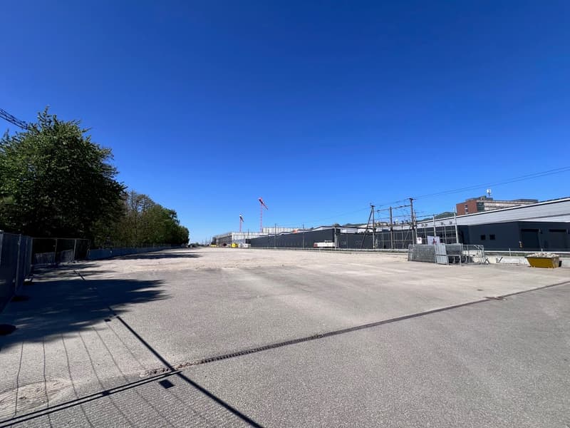 3137 m2 di spazi commerciali e di stoccaggio in affitto a Wangen bei Olten (4)