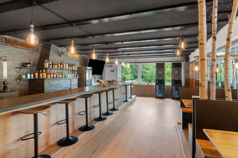 Restaurant mit Bar und Bowling wartet auf neues Leben (1)