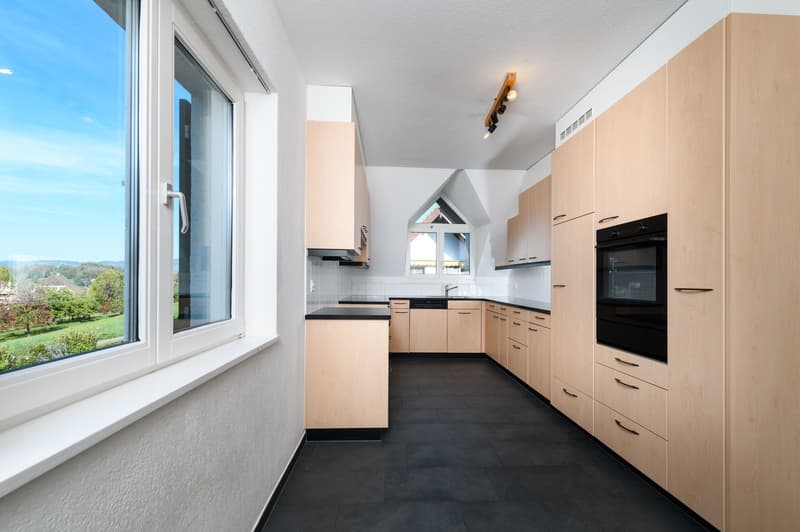 Ihr neues Zuhause - 6½-Zi.Haus mit Pool und Einliegerwohnung beim Lützelsee (11)