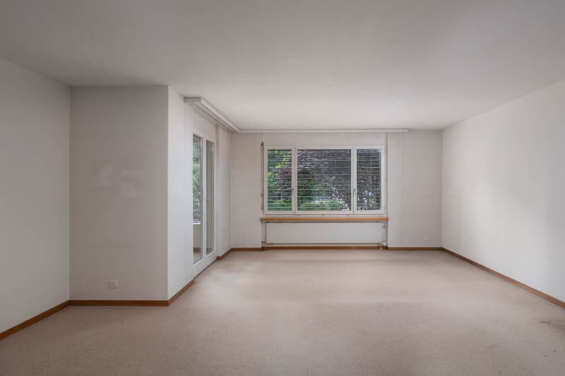 Appartamento 3.5 locali con potenziale in una zona tranquilla, Ebmatingen (1)