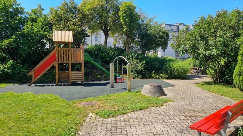 Renoviert, zentral und in Seenähe (11)
