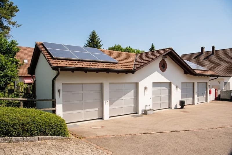 Landvilla mit Wellnessoase und Parkanlage (4)
