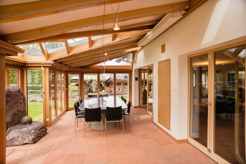 Landvilla mit Wellnessoase und Parkanlage (3)