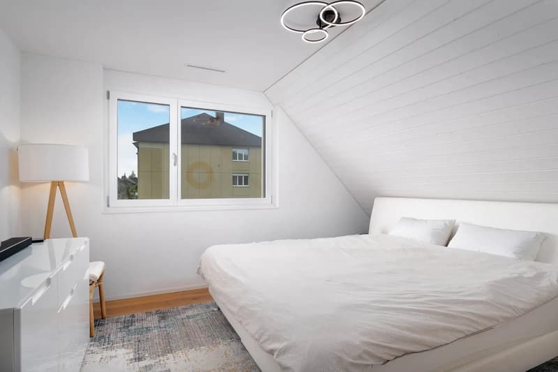 Moderne 5.5-Zimmer-Maisonette mit Balkon in Bäretswil kaufen (7)