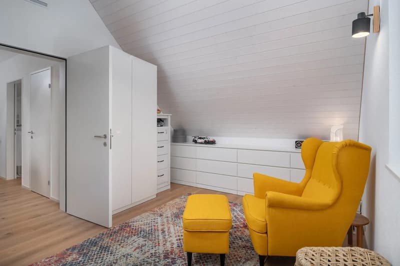 Moderne 5.5-Zimmer-Maisonette mit Balkon in Bäretswil kaufen (10)