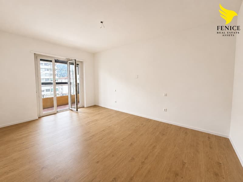 Appartement lumineux de 4.5 pièces avec balcon à Chiasso (1)