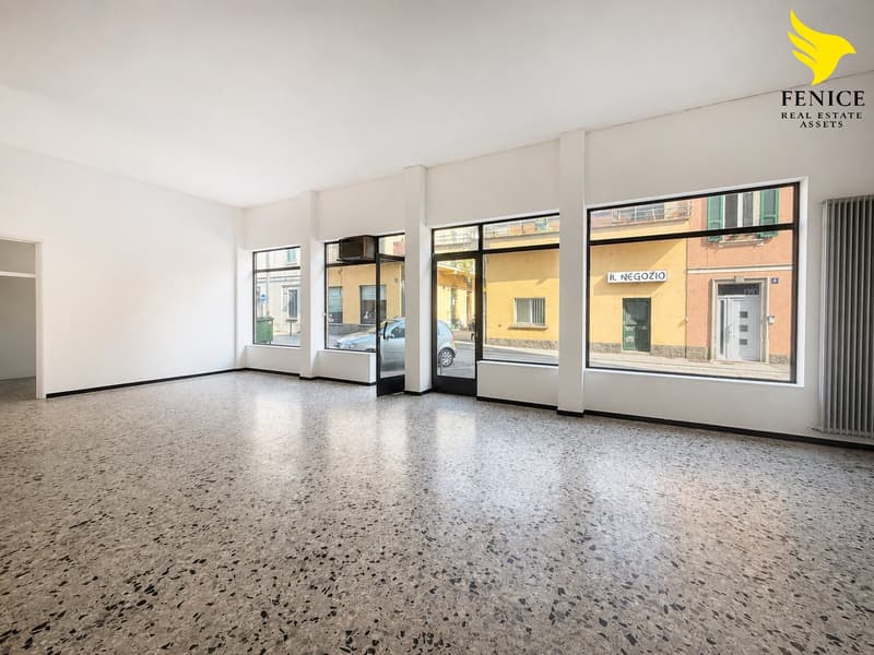 Ampio spazio commerciale di 180 m² al piano terra a Chiasso (1)