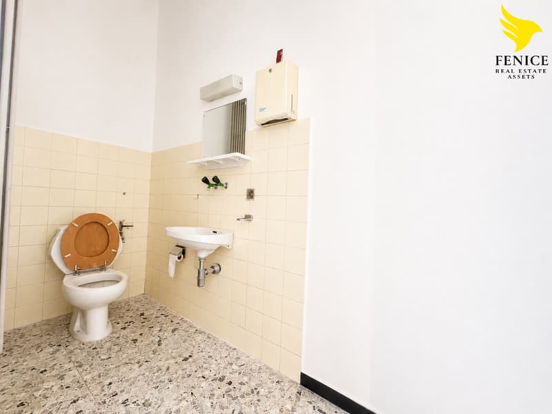 Spazio Commerciale in Vendita a Chiasso – 180 m² al Piano Terra (12)