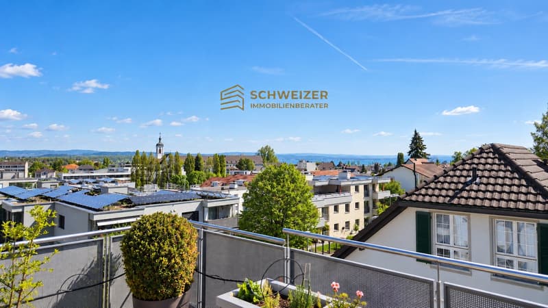 Wo der Blick zuhause ist – Attika mit Weitblick zum Bodensee (1)