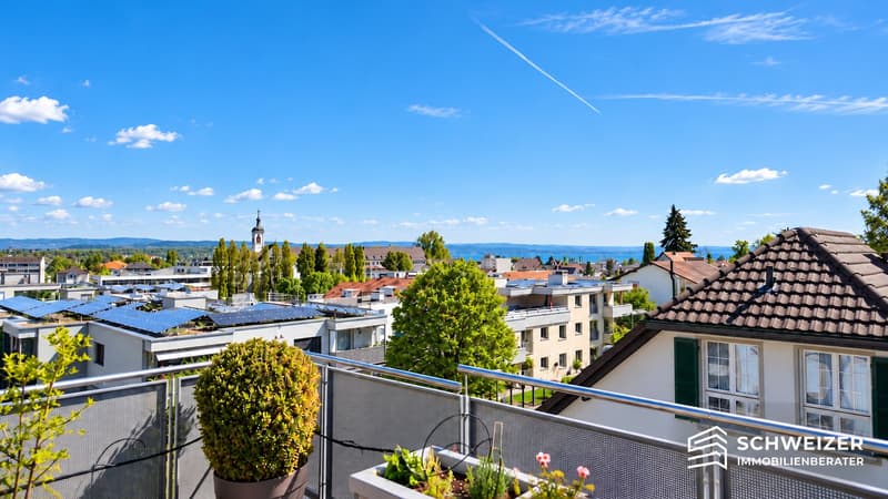 Wo der Blick zuhause ist – Attika mit Weitblick zum Bodensee (1)