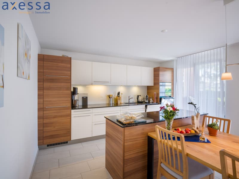 Sunny 3.5 room apartment on the top floor with south balcony in Fischbach-Göslikon (11)